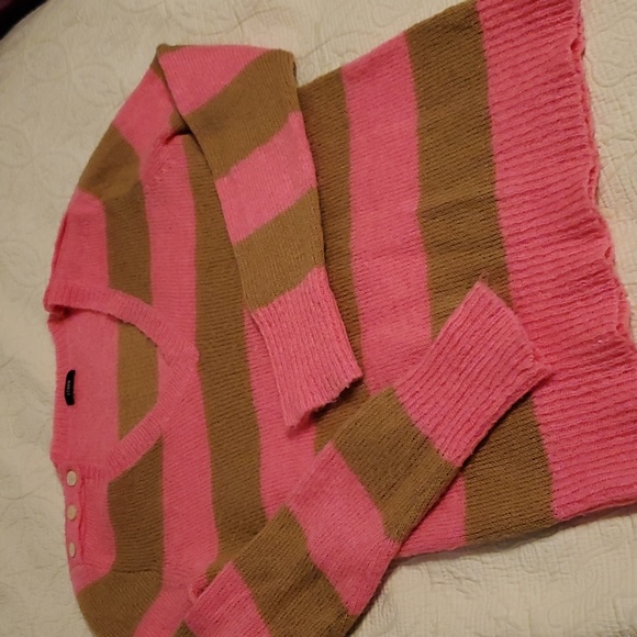 J.Crew Women's Sweater - Picture 6 of 13